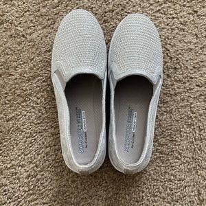sketchers slip on, size 7 nwot